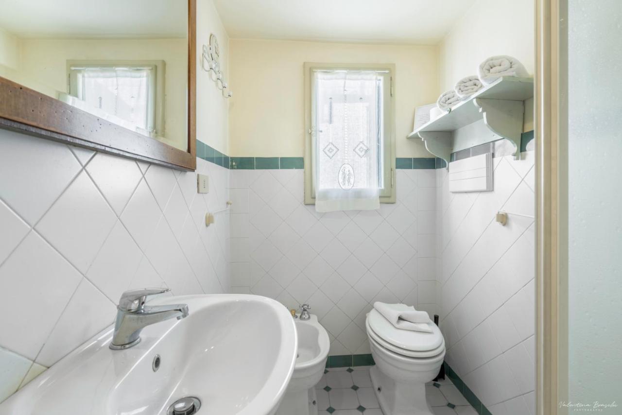 Wine Apartments Florence Lambrusco ภายนอก รูปภาพ